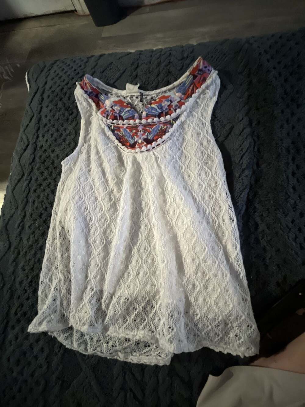 Skemi + Kin Tank Top Size S White Lace Embroidered Boho